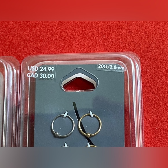 2 packs of titanium nose rings - never opened - Picture 2 of 7